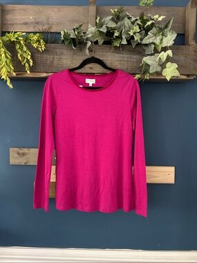 NWT Holiday Wonderly Long Sleeve Crewneck Top - Fuchsia Pink Small